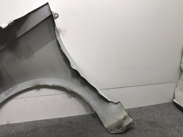 スイフト ZD72S/ZC72S 右フロントフェンダ― スズキ(103167)