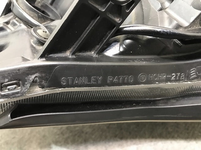 フーガ 50系/Y50/GY50/PNY50/PY50 純正 左ヘッドライト/ランプ キセノン HID AFS STANLEY P4770 日産(107447)