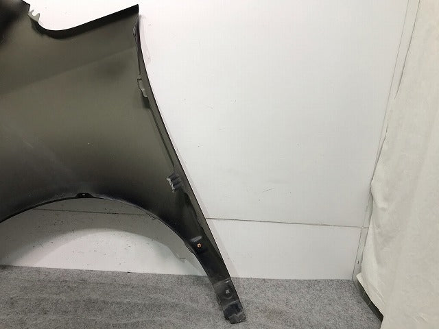 ノア/G's/NOAH 70系/ZRR70G/ZRR75G/ZRR70W/ZRR75W 純正 後期 右フロントフェンダ― ブラック カラーNo.202 トヨタ(107905)