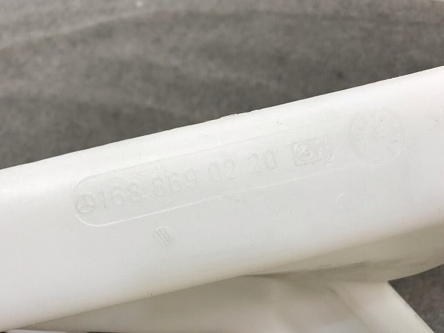 新品! Aクラス W168 1997-2005 純正 ウォッシャータンク 168 869 02 20 1688690220 メルセデスベンツ(108236)