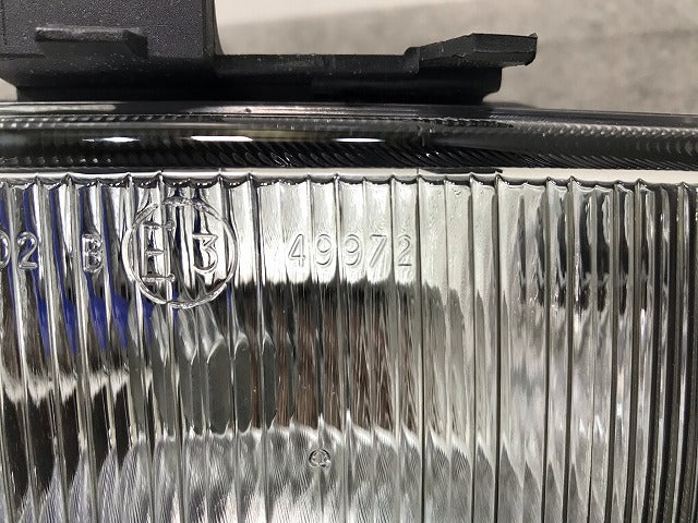新品! オメガ XF200/XF250 純正 右フォグランプ/ライト/レンズ 67 10 086 オペル(108308)