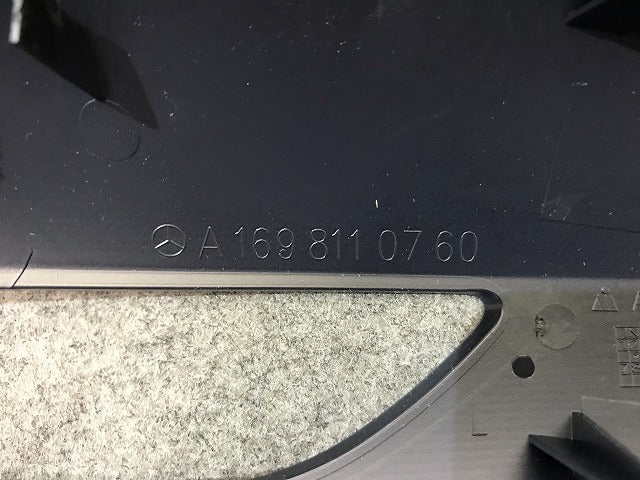 新品! Aクラス W169 2004-2013 純正 左ドアミラーカバー A169 811 07 60 16981107609999 メルセデスベンツ(108513)
