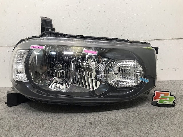 キューブ Z12/NZ12 純正 右ヘッドライト/ランプ キセノン HID