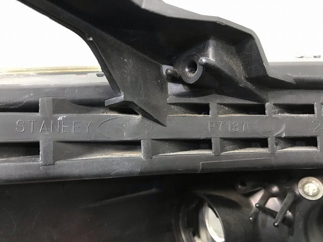 プレマシー CREW/CR3W 純正 後期 左ヘッドライト/ランプ キセノン HID AFS無 STANLEY P7137 マツダ(109882)