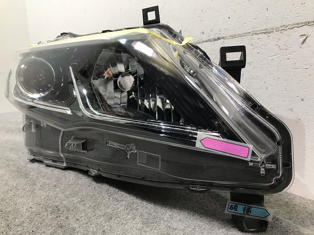 セレナ C27/GC27/GFC27/GNC27/GFNC27 純正 前期 右ヘッドライト/ランプ LED レベライザー KOITO 100-23721 日産(110767)