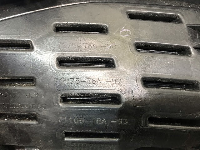 オデッセイ RC1/RC2 純正 左フロントフォグカバー 71175-T6A-90/71175-T6A-92/71109-T6A-93 71104-T6A-901 素地/メッキ ホンダ(111732)