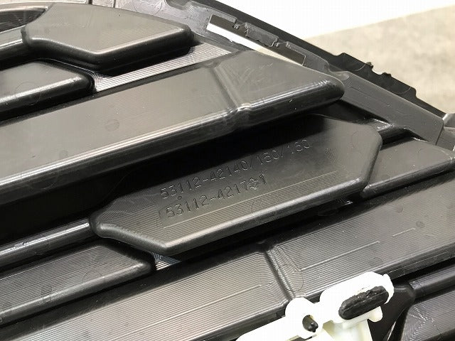 新車取り外し! RAV4/X/ハイブリッドX MXAA52/MXAA54/AXAH52/AXAH54 純正 フロントグリル/ラジエーターグリル 53112-42140(114528)