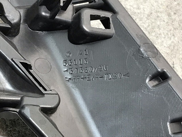 GS 10系/GRL10/GRL11/GRL15/GWL10/AWL10 純正 後期 フロントグリル/ラジエターグリル/ラジエーターグリル 53113-30380/90 ブラック(115720)