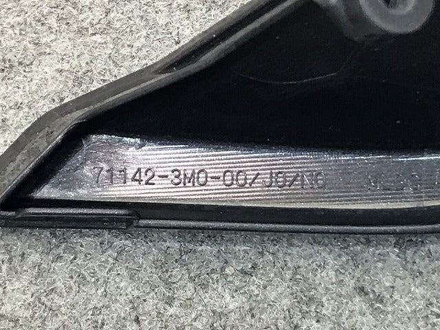 新車取り外し! ヴェゼル/VEZEL/ハイブリッド RV3/RV4/RV5/RV6 純正 右フロントフォグランプ/ライト ガーニッシュ 71142-3M0-00/J0(116316)