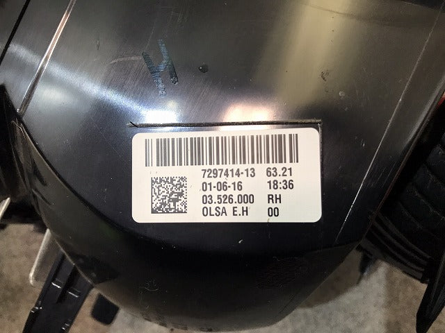 MINI/ミニ F55/F56/F57 純正 前期 右テールランプ/ライト/レンズ ハロゲン 729714-13 ミニ (116751)