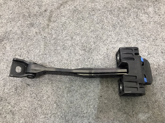 新品! Q5/8R系 2013-2017 純正 フロント ドアブレーキ チェックロッド アーム チェックストラップ 8R0837249F/8R0 837 249 F Audi (117103)