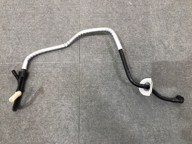 新品! Cクラス/W203/2000-2007 純正 ブレーキブースターホース 2034301129 メルセデスベンツ (117575)