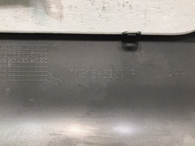 ハスラー/フレアクロスオーバー/MR92S/MR52S/MS92S/MS52S 純正 右リアバンパーガーニッシュ 71813-59S0 71813-59S00-ZVC シルバー (118409)
