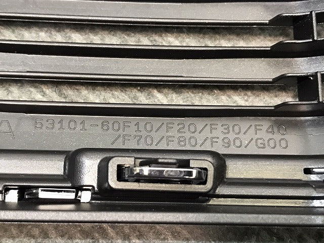 新車取り外し ランドクルーザー/ランクル/プラド/150系/TRJ150W/GDJ150W/151W/GRJ150W/151W 純正 後期 フロントグリル 53111-60B20(121379)