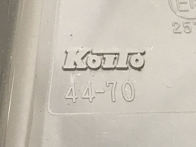 アイシス/10系/純正 左テールランプ/ライト/レンズ LED KOITO 4470 81580-44270(122334)