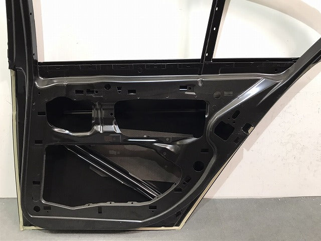 新品!7シリーズ/ E65/2001-2008 ショートボディ用 純正 右リアドア 41517202084 BMW(122535)