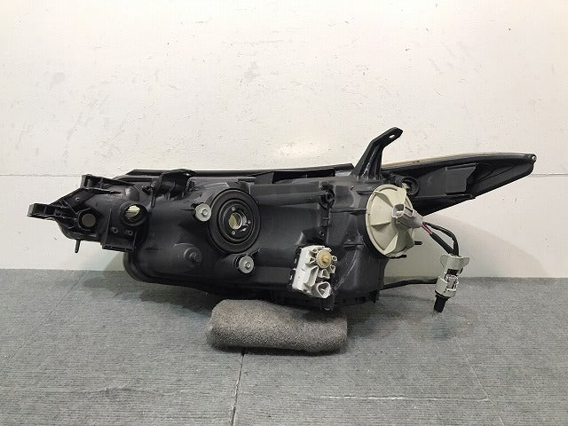 エスティマ/50/ACR50W/GSR/ACR55W/GSR/AHR20W 純正 前期 右ヘッドライト キセノン HID AFS無 バラスト レベライザー 70 28-192(123528)