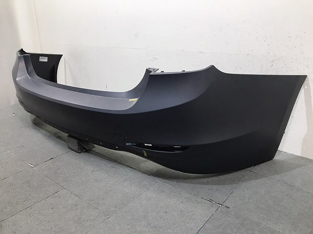3シリーズ F30/F31 純正 リア バンパー 51.12 7 276 718 BMW(124009)