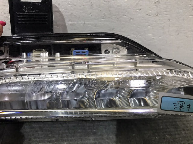 スカイライン V37/YV37/HV37/HNV37 純正 右ウィンカー LED STANLEY W1176 日産(124260)