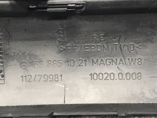 新品!Aクラス W168 純正 右 リア バンパーモール 168 885 10 21 A16888005129999 サフ メルセデスベンツ(126013)
