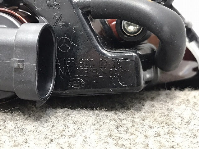 新品!Mクラス/ML W163 純正 後期 左 フォグランプ/フォグライト ハロゲン HELLA A 163 820 03 28 KZ A1638200328 メルセデスベンツ(126055)