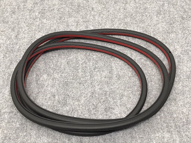 新品!ジェッタ 1K系/2006-2011 純正 リア ドア ウェザーストリップ/トリム 1K5839702B5AP フォルクスワーゲン(126212)