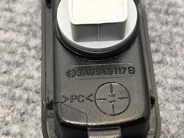 新品!ゴルフ/パサート 1996-2000 純正 サイドマーカー 3A0 949 117 B 3A0949101B フォルクスワーゲン(126218)