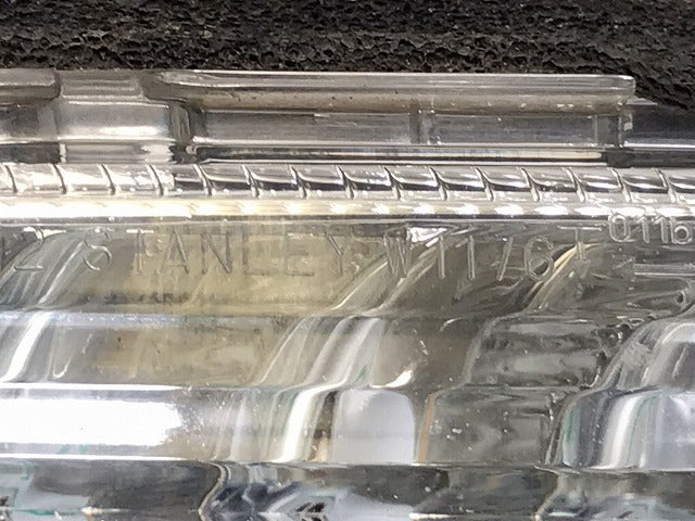 スカイライン V37/YV37/HV37/HNV37/ZV37 純正 右 ウィンカー LED ターンシグナルランプ STANLEY W1176 26130-4GA0A 日産(127266)