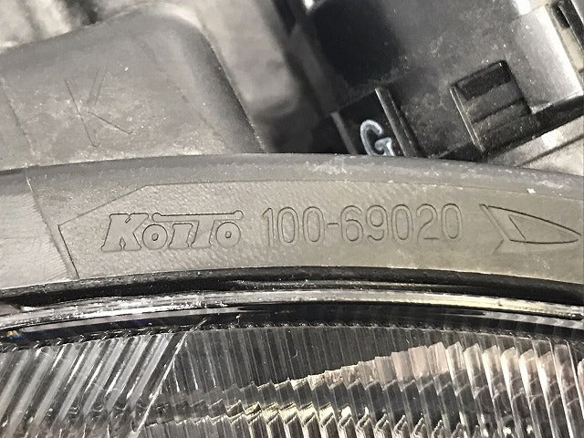 キャスト/ピクシスジョイ LA250S/LA260S/LA250A/L260A 純正 右 ヘッドライト/ランプ LED レベライザー 100-69020 81130-B2620(128086)