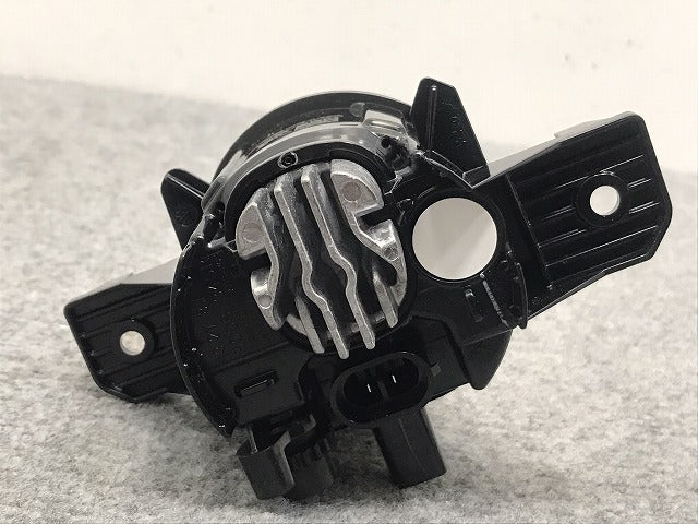 新品!アルティマ/ALTIMA L34/2018- 純正 右 フォグランプ/フォグライト LED 26150 6CA0A/90081339 B6150-5TA1A 日産(128756)