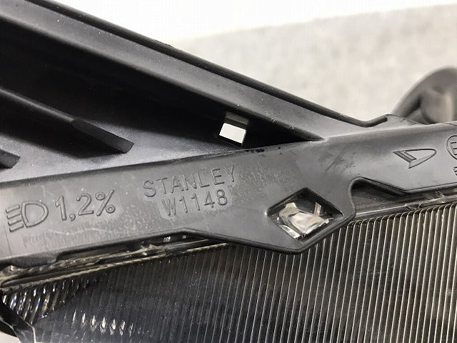 ムーヴ/ステラ LA100S/LA110S/LA100F/LA110F 純正 後期 右 ヘッドライト/ランプ ハロゲン レベライザー STANLEY W1148 81110-B2750(129771)