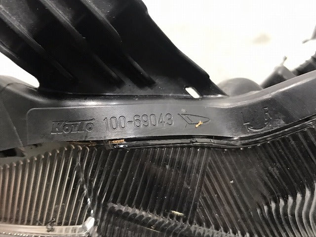 ミライース/ピクシスエポック LA350S/LA360S/LA350A/LA350A 純正 右 ヘッドライト/ランプ ハロゲン レベライザー KOITO 100-69043(130063)