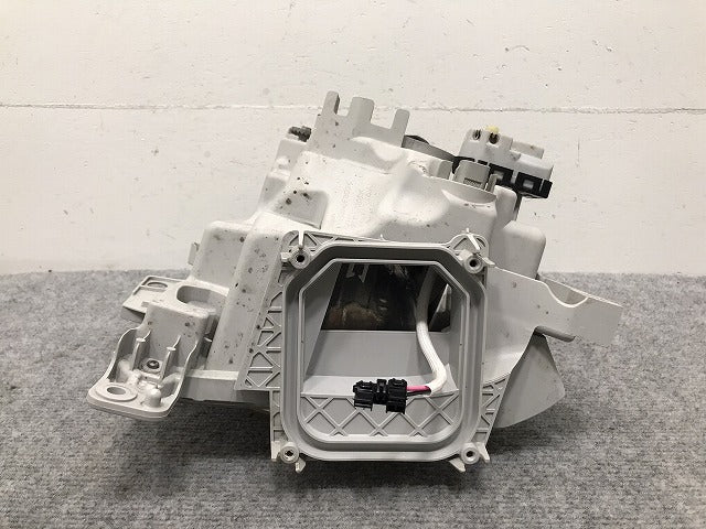 ムーヴコンテ カスタム ピクシススペース カスタム L575S L585S L575A L585A 純正 右 ヘッドライト キセノン HID AFS無 100-51966(130703)