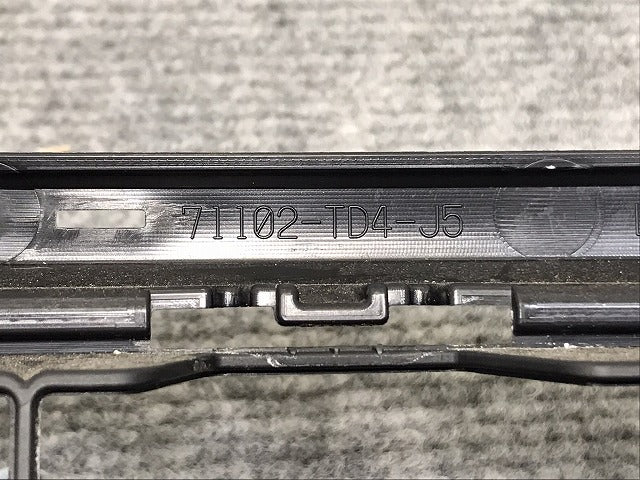新車外し!シャトル シャトルハイブリッド GK8 GK9 GP7 GP8 純正 後期 フロントグリル ラジエーターグリル ロアグリル 71102-TD4-J5(130854)
