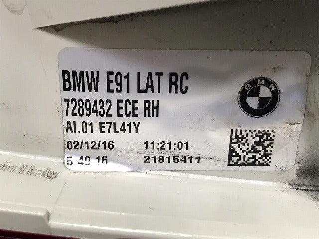 3シリーズ E91 純正 後期 右 テールランプ ライト レンズ LED 7289432 BMW(131724)