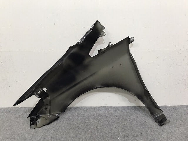 プリウス ZVW30 純正 前期 右 フロント フェンダー ブラック 202 トヨタ(131925)