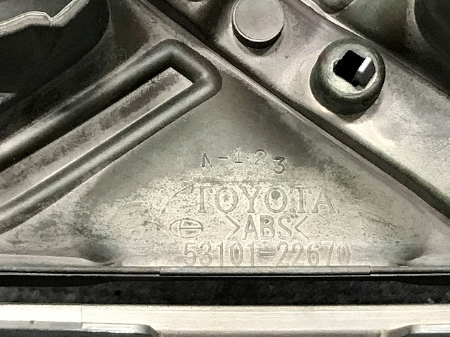 マークX 130系/GRX130/GRX133/GRX135 純正 前期 フロント グリル/ラジエーターグリル 53101-22670 メッキ トヨタ(132505)