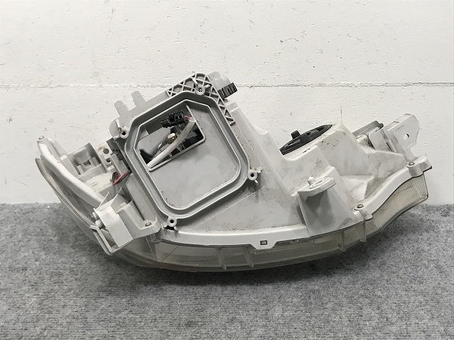タント カスタム L375S/L385S 純正 左 ヘッドライト/ランプ キセノン HID レベライザー 刻印O KOITO 100-51944 ダイハツ(132520)