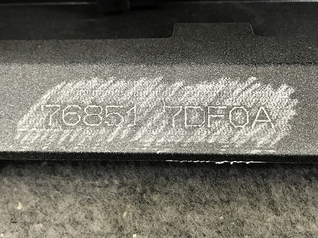セレナ/ハイウェイスター ルキシオン e-POWER C28/FC28/FNC28/GFC28 純正 左 サイドステップ/サイドスカート 76851 7DF0A QBE(132732)