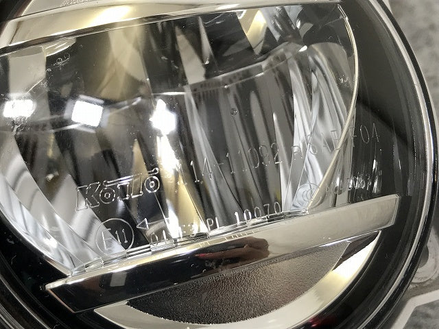 ダイハツ/トヨタ/ホンダ/スバル/スズキ 汎用 LA150S LA800S/M900A/ZN6/JF1/ZC6/MK53S MR52S 純正 右 フォグランプ LED 114-11092(132944)