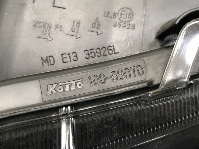 タフト LA900S/LA910S 純正 左 ヘッドライト/ランプ LED レベライザー 刻印FL KOITO 100-6907D ダイハツ(133138)