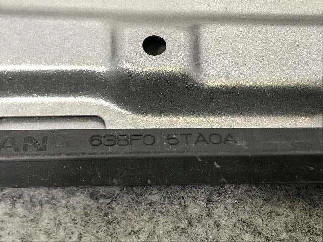 セレナ/ハイウェイスター/S/X/G/XV C27/GC/GFC/GNC/GFNC/HFC/HC 純正 右 フロント フィニッシャー アッパーフェンダー 638F0 5TA0A(133844)