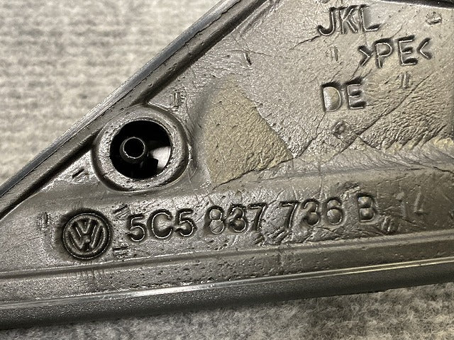 新品!ザ・ビートル 16系/2012-2016 純正 右 スピーカートリム/カバー 5C5 837 736 B 5C5837974F82V フォルクスワーゲン(134847)