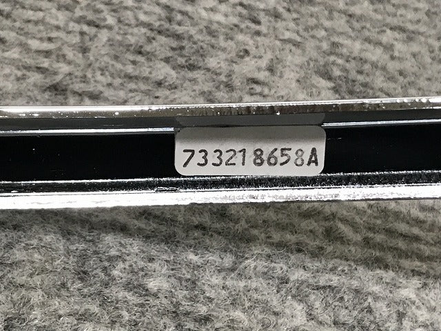 新品!パサート 3B/2001-2005 純正 右 リア バンパーメッキモール 3B9 807 460 3B98074602ZZ メッキ フォルクスワーゲン(134882)