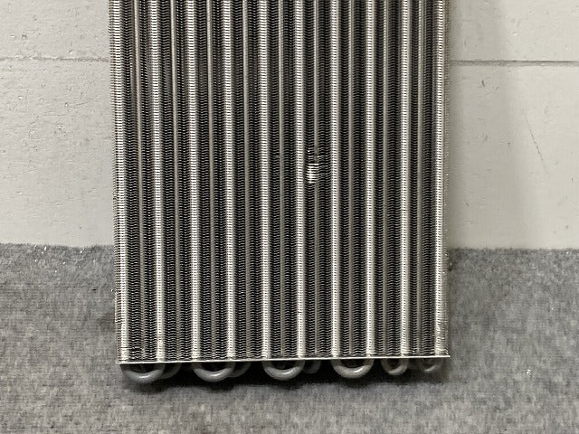 新品!Eクラス W210/1995-2002 社外 エアコン エバポレーター 2108300458 メルセデスベンツ(134983)