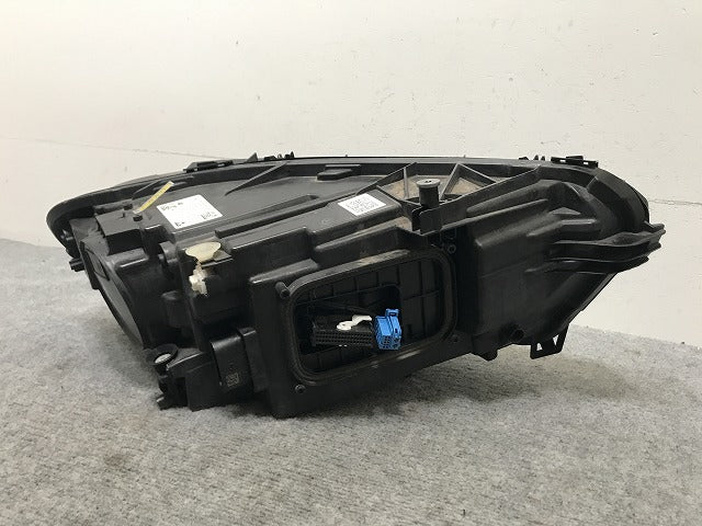 CLAクラス C118/X118 純正 前期 左 ヘッドライト/ランプ LED HELLA A 118 906 33 00/1189063300 メルセデスベンツ(135165)