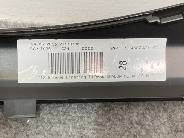 新品!i8 2Z15/2Z15U 純正 左 エントランスカバー 7373007-03 51777435811 BMW(135285)