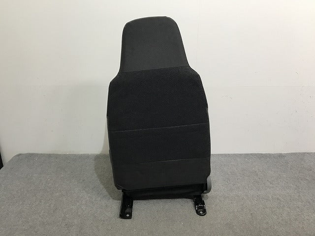 新車取り外し!ダイナ/トヨエース/デュトロ/カムロード 平成23年7月~ 標準車 1.5t 純正 運転席シート/ドライバーシート トヨタ(135488)