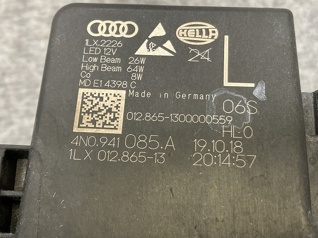 A8(D5) F8 純正 前期 左 ヘッドライト/ランプ LED レーザー/Laser 4N0.941.085.A/4N0941085A 4N0941113A アウディ/Audi(135674)