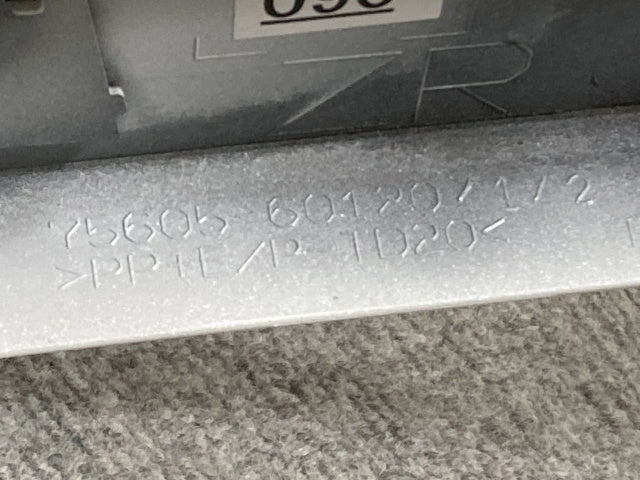 新車取り外し!ランドクルーザー/ランクル FJA300W/VJA300W 純正 右 リア クォーター アーチモール/オーバーフェンダー 75605-60120(136383)